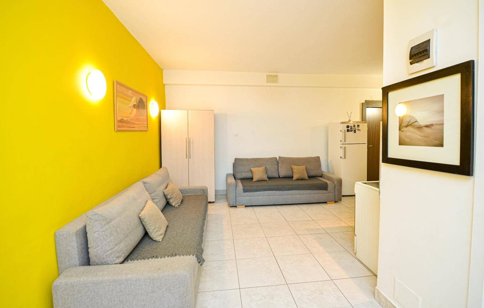 The Lincoln Suites - Central Shabbat Friendly Apartments Бухарест Экстерьер фото